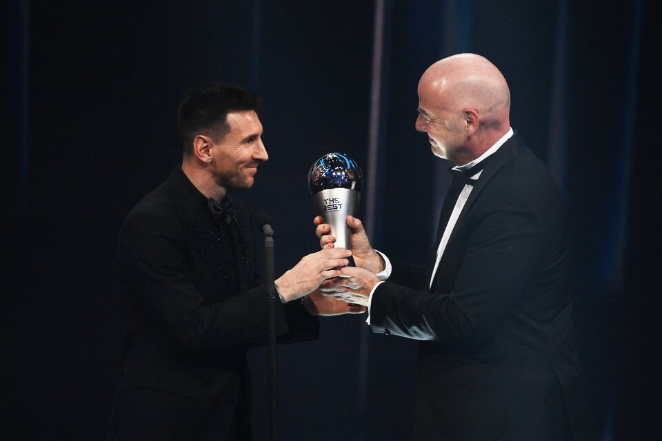 Premios The Best: Messi, Scaloni, el "Dibu" Martínez y la hinchada Argentina, los mejores del 2022 según la FIFA